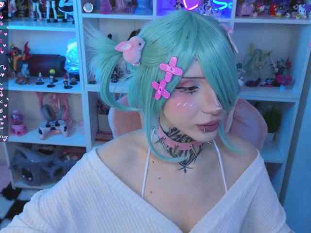 Nana-Brrrrr webcam