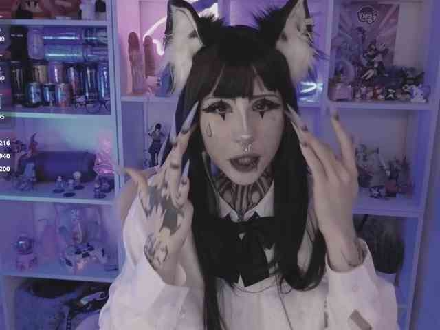 Nana-Brrrrr webcam