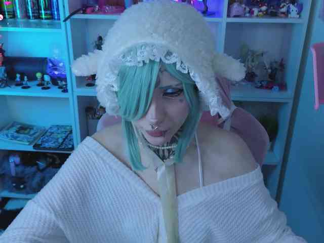 Nana-Brrrrr webcam