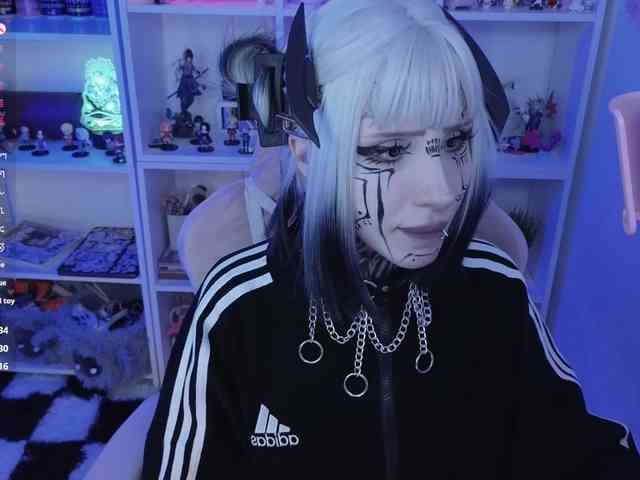 Nana-Brrrrr webcam
