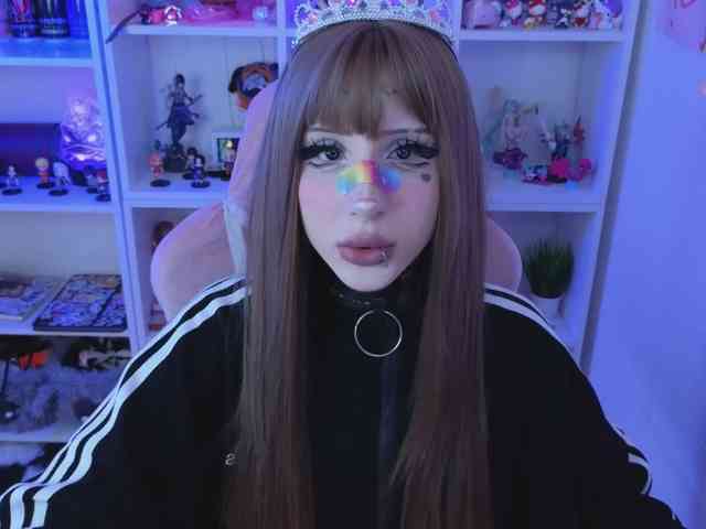 Nana-Brrrrr webcam