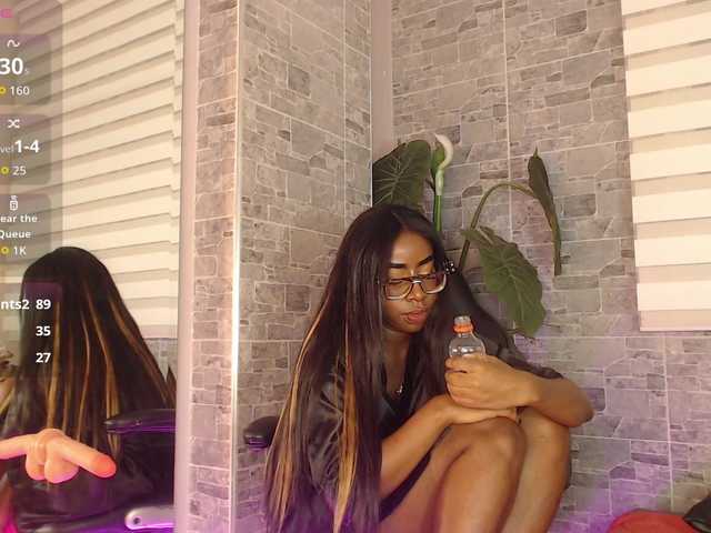 MelodyBlazze live cam on BongaCams