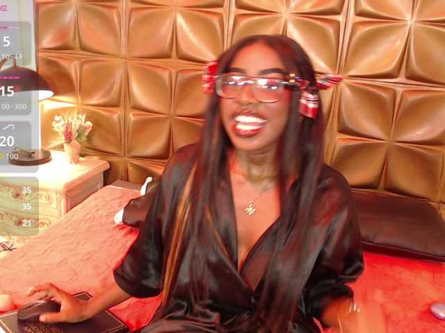 MelodyBlazze live cam on BongaCams