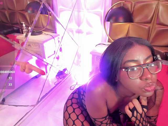 MelodyBlazze live cam on BongaCams