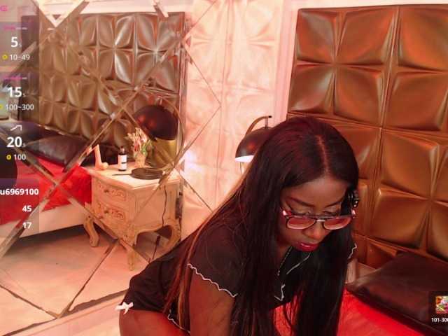 MelodyBlazze live cam on BongaCams