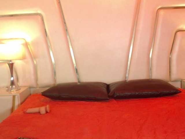 MelodyBlazze live cam on BongaCams