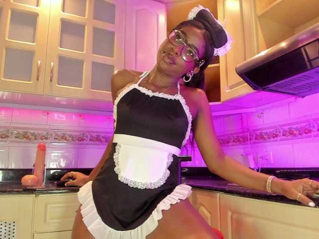 MelodyBlazze live cam on BongaCams