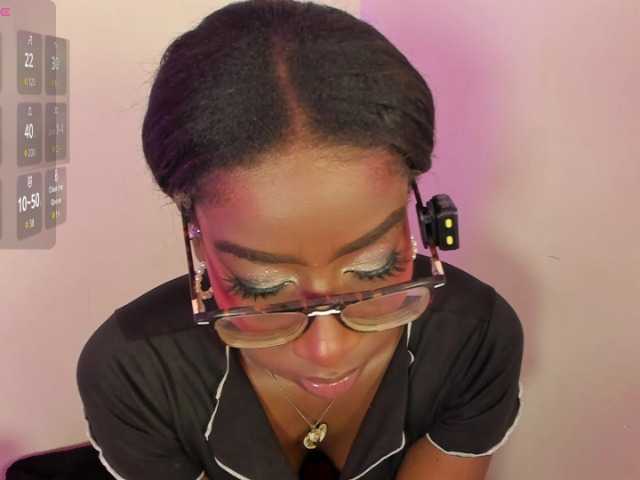 MelodyBlazze live cam on BongaCams