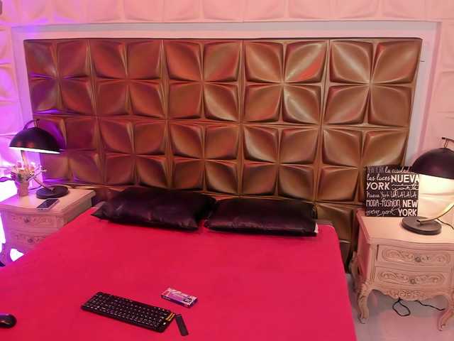 MelodyBlazze live cam on UnifiedCams