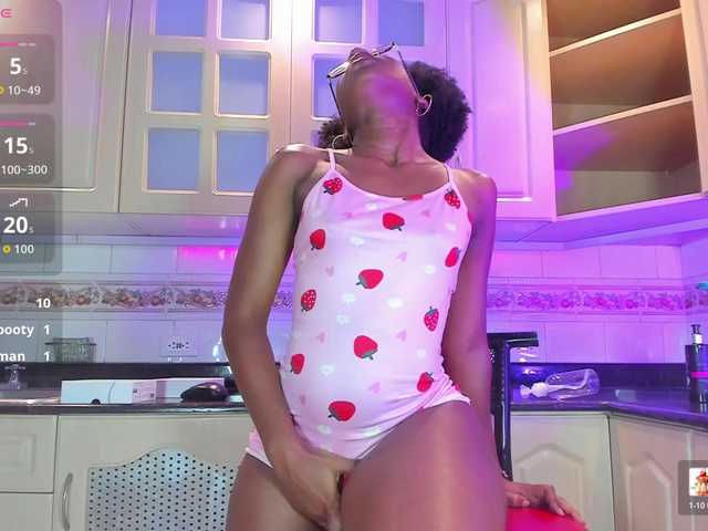 MelodyBlazze live cam on BongaCams