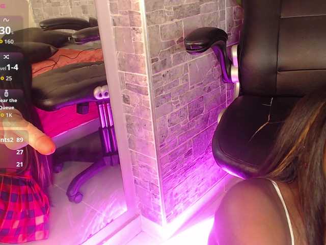 MelodyBlazze live cam on BongaCams