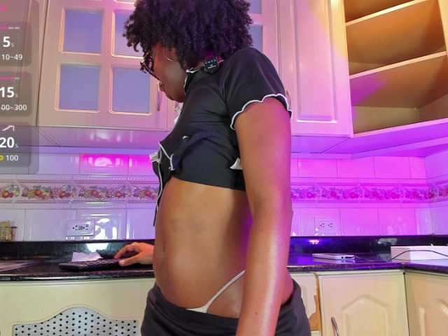 MelodyBlazze live webcam show