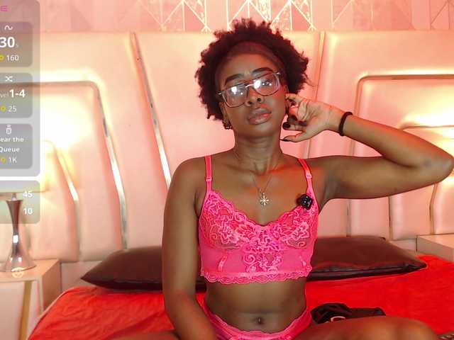 MelodyBlazze live cam on BongaCams