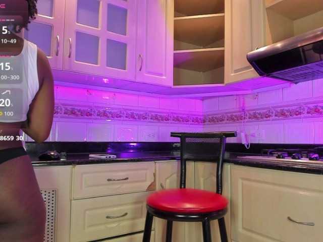 MelodyBlazze live webcam show