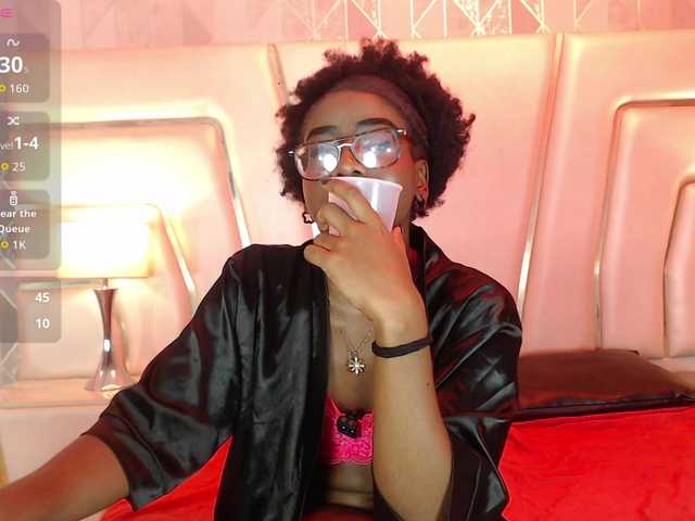 MelodyBlazze live cam on BongaCams