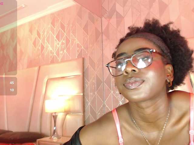 MelodyBlazze live cam on BongaCams