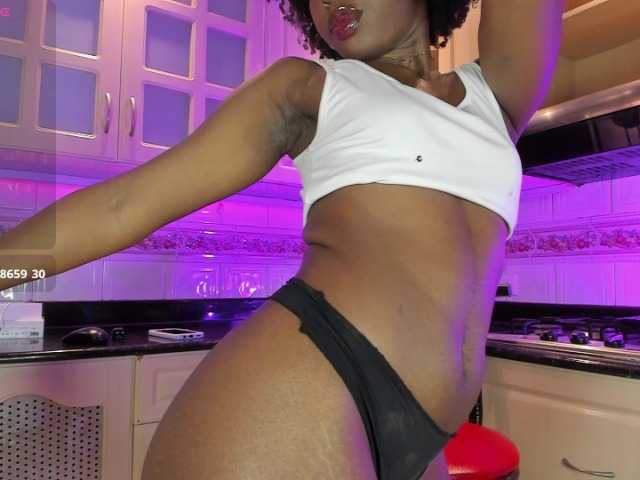 MelodyBlazze live webcam show
