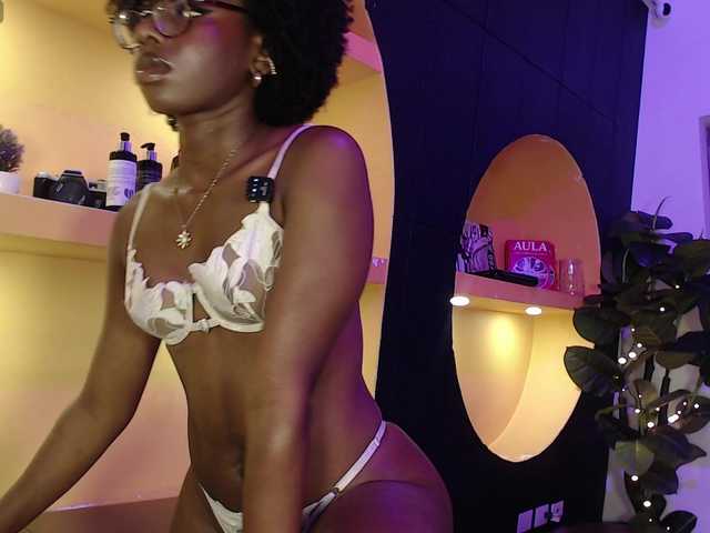 MelodyBlazze's BongaCams show and profile