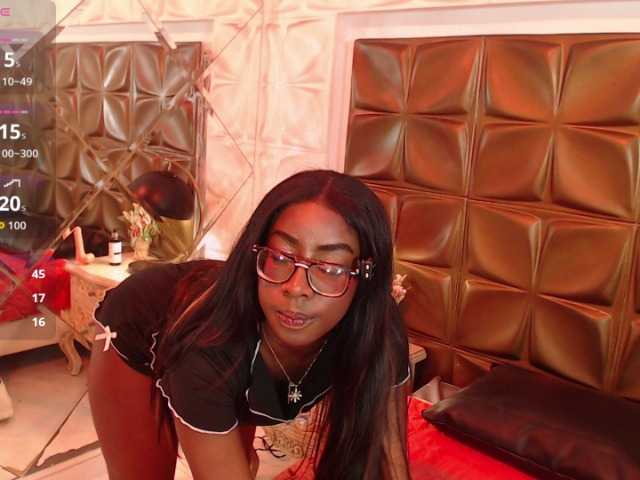 MelodyBlazze live cam on BongaCams
