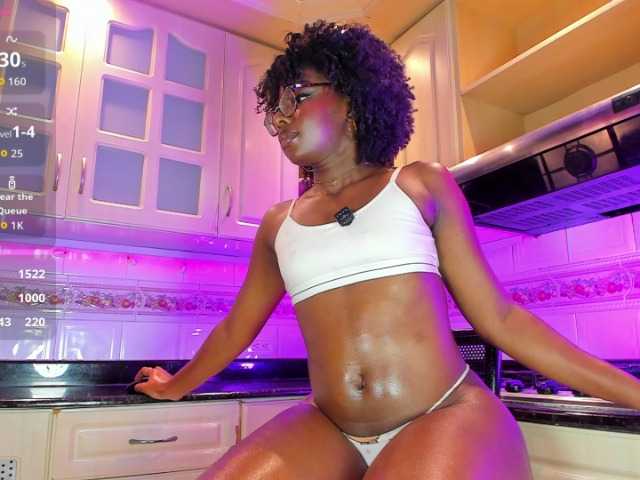 MelodyBlazze live webcam show