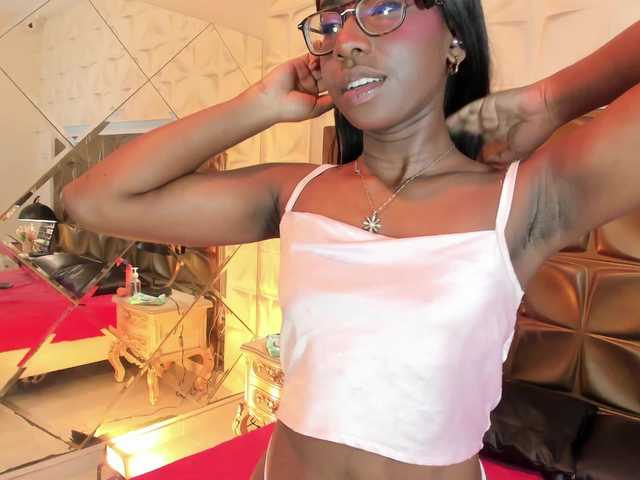 MelodyBlazze live cam on BongaCams