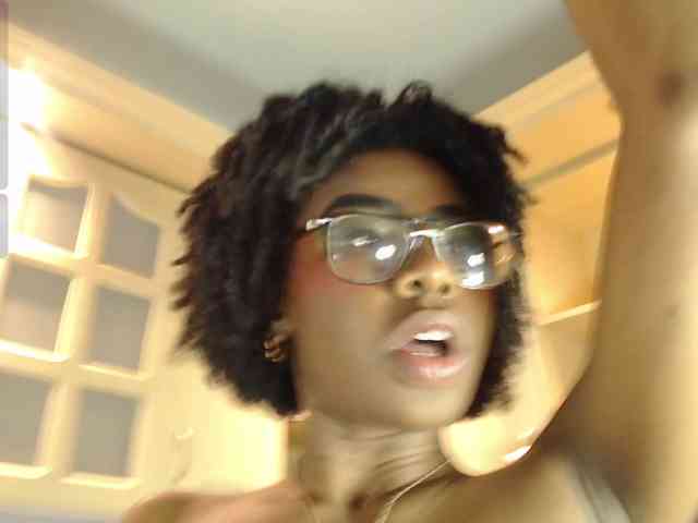 MelodyBlazze webcam