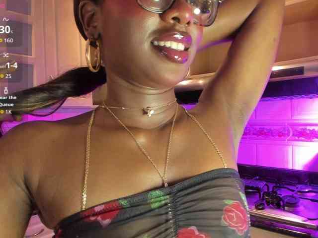 MelodyBlazze webcam