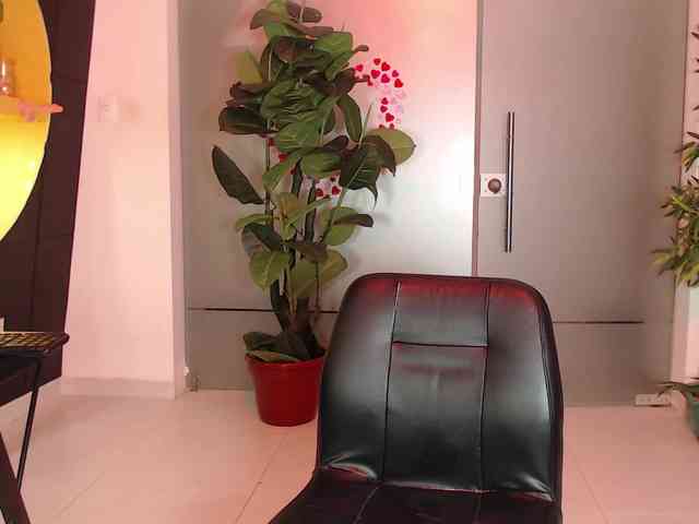 MelodyBlazze Live Webcam on BongaCams