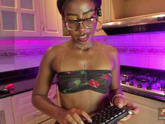 MelodyBlazze webcam