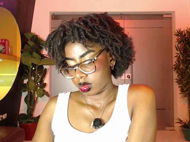 MelodyBlazze webcam