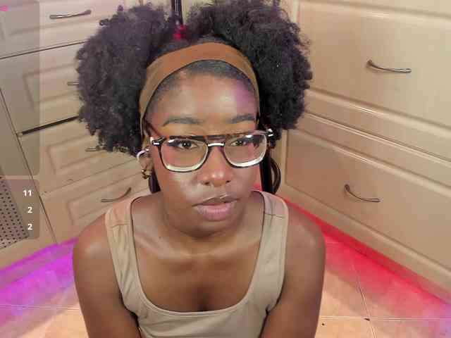 MelodyBlazze webcam