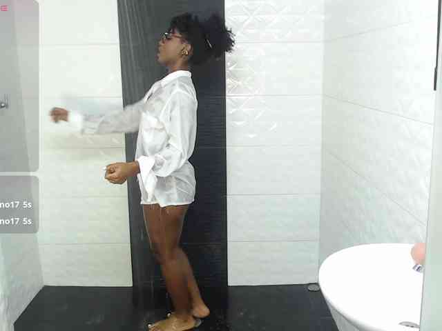 MelodyBlazze webcam