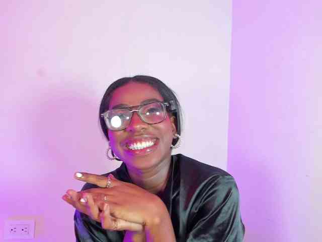 MelodyBlazze webcam