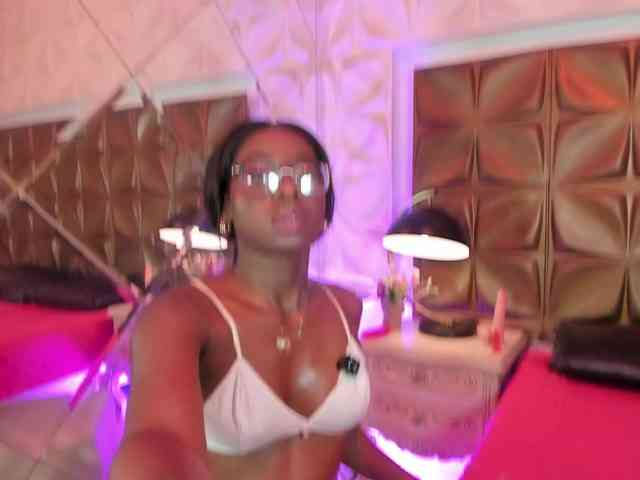 MelodyBlazze webcam