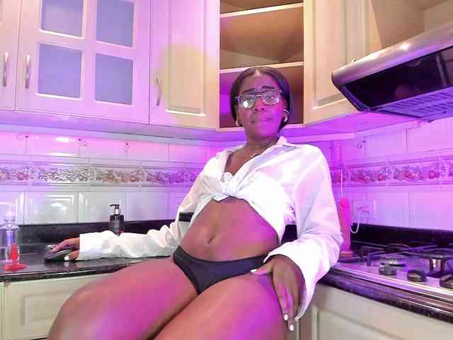 MelodyBlazze webcam