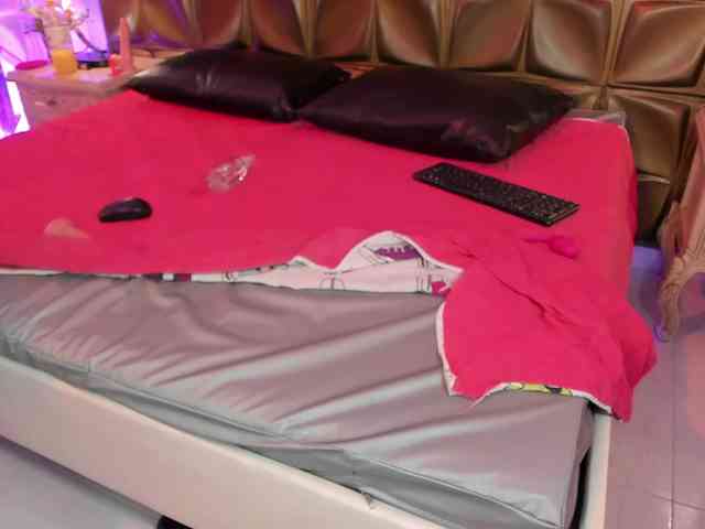 MelodyBlazze webcam