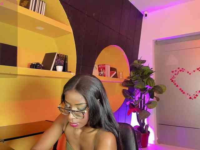 MelodyBlazze webcam