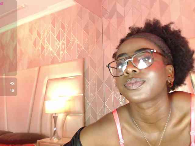 MelodyBlazze Live Webcam on BongaCams