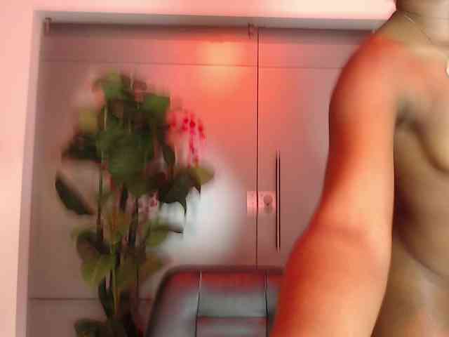 MelodyBlazze Live Webcam on BongaCams