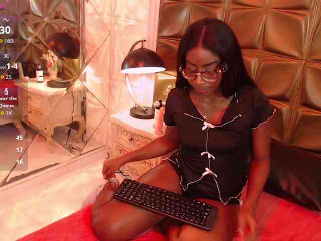 MelodyBlazze webcam