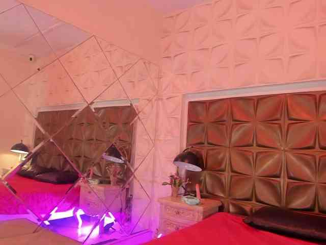 MelodyBlazze webcam