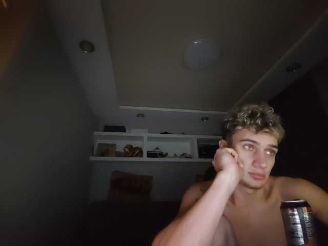 cashfreFun — live male cam