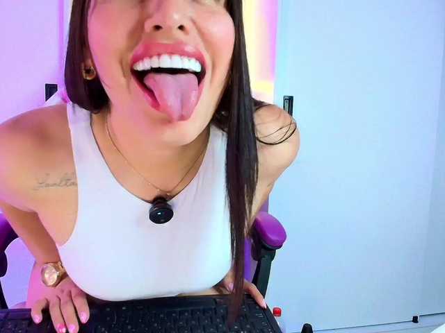 NAOMIAMAZING01