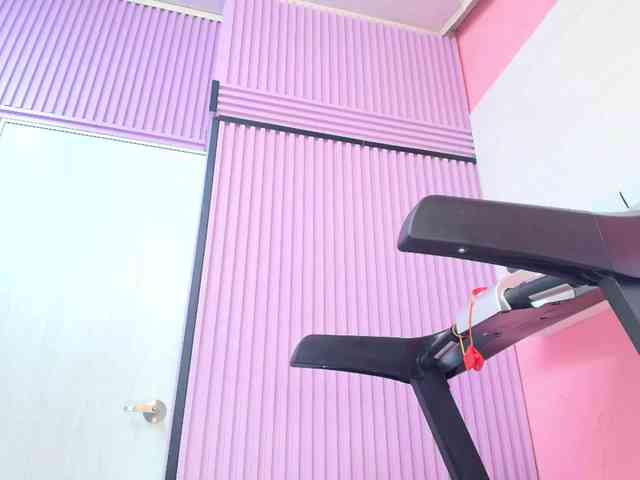 NAOMIAMAZING01 webcam