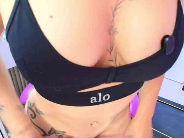 NAOMIAMAZING01