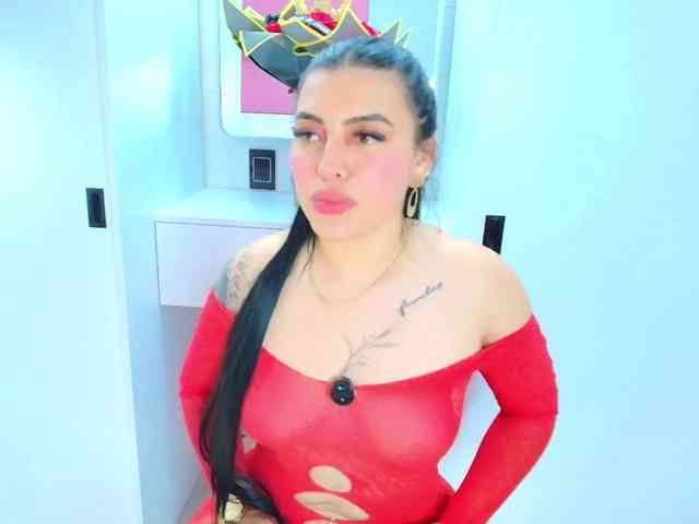 NAOMIAMAZING01 webcam