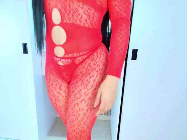 NAOMIAMAZING01 webcam