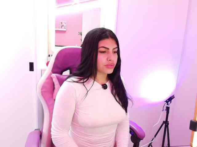 NAOMIAMAZING01