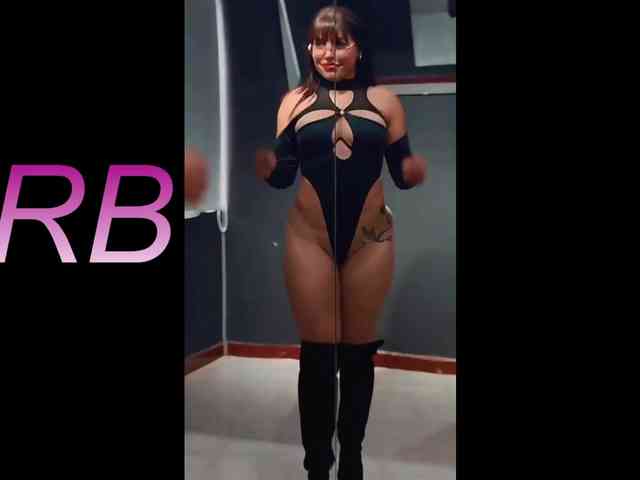 NAOMIAMAZING01 webcam