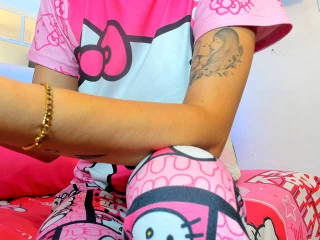 MiaEvans0 live cam on BongaCams